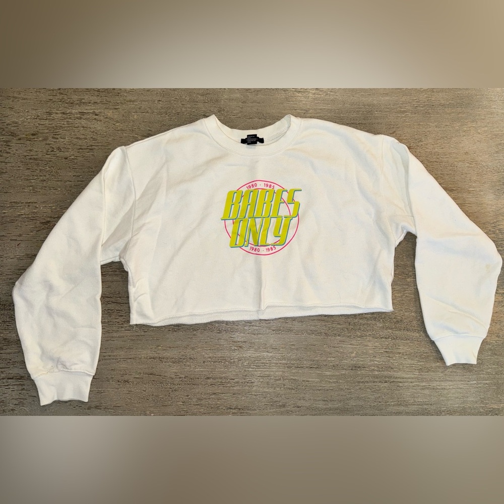 ☀️Forever 21 White Sweatshirt